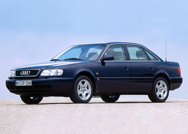 Audi A6 C4 (1994-1997) – pojistková skříňka