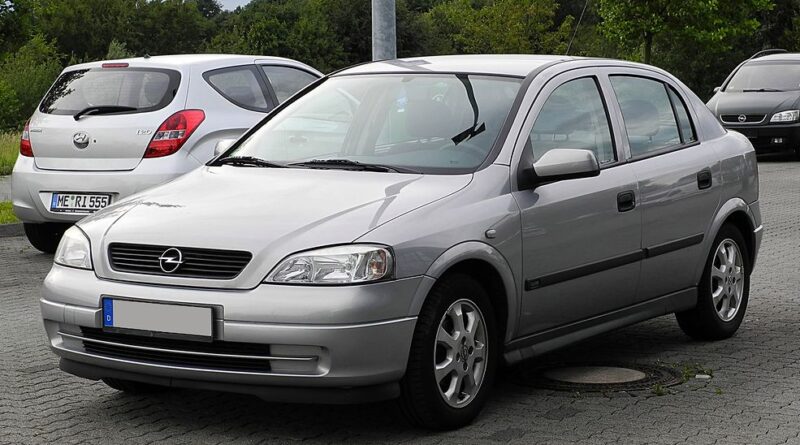 Opel Astra G (1998-2008) – pojistková skříňka