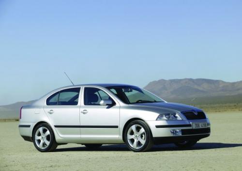 Škoda Octavia (2005-2017) – pojistková skříňka