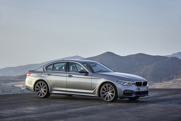 BMW 5 G30/G31 (2017-2022) – pojistková skříňka