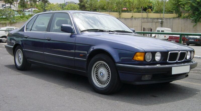 BMW 7 E32 (1986-1994) – baterie