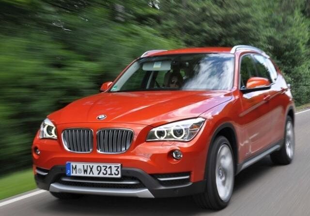 BMW X1 I E84 (2011-2015) – pojistková skříňka