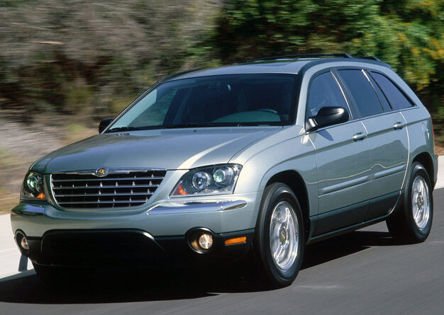 Chrysler Pacifica CS (2004-2008) – pojistková skříňka