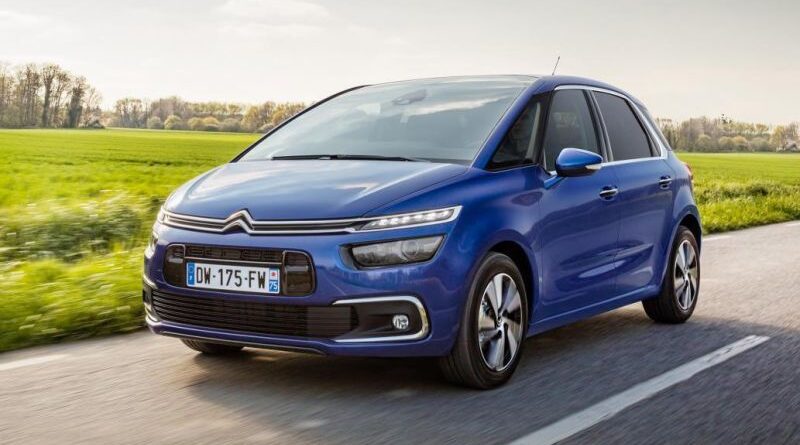 Citroën C4 Picasso II (2016-2018) – pojistková skříňka
