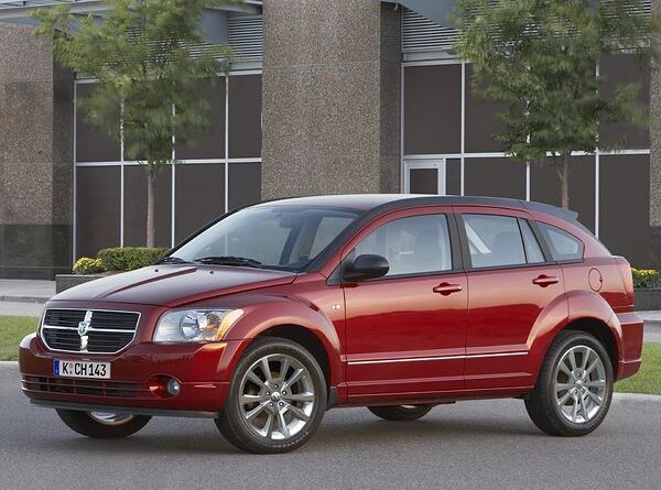 Dodge Caliber (2006-2012) – pojistková skříňka