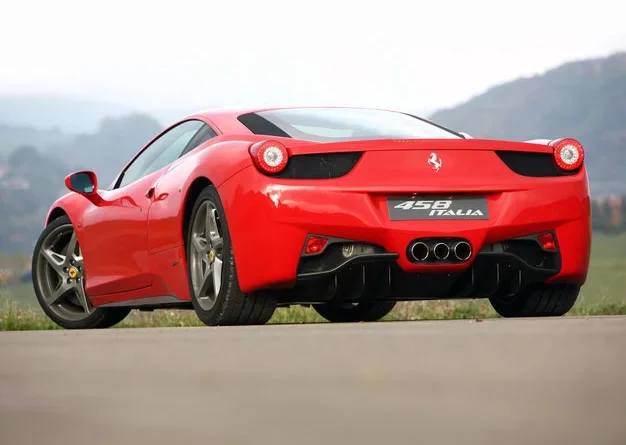 Ferrari 458 (2009-2015) – pojistková skříňka