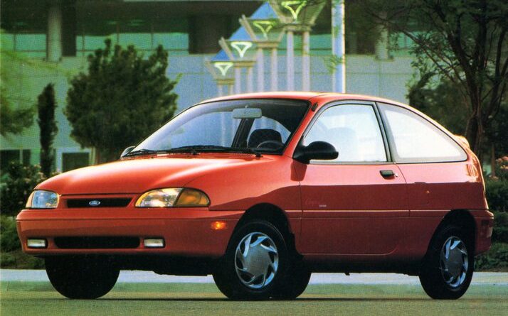 Ford Aspire (1994-1997) – pojistková skříňka