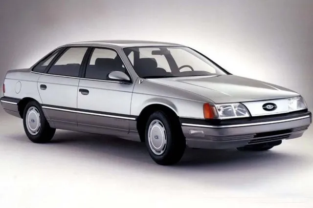 Ford Taurus (1985-2019) – pojistková skříňka