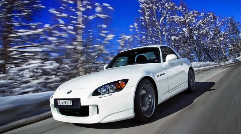 Honda S2000 (1999-2009) – pojistková skříňka