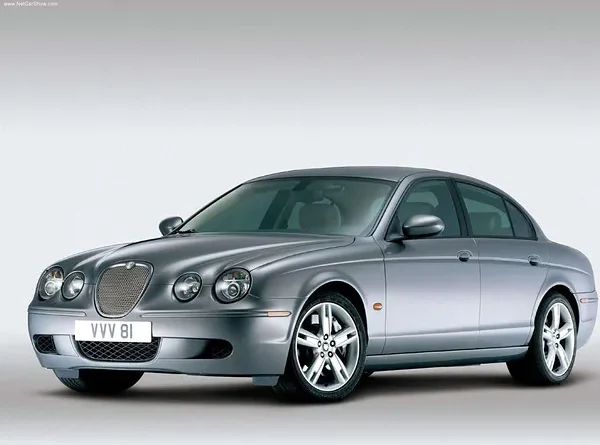 Jaguar S-Type (1999-2008) – pojistková skříňka