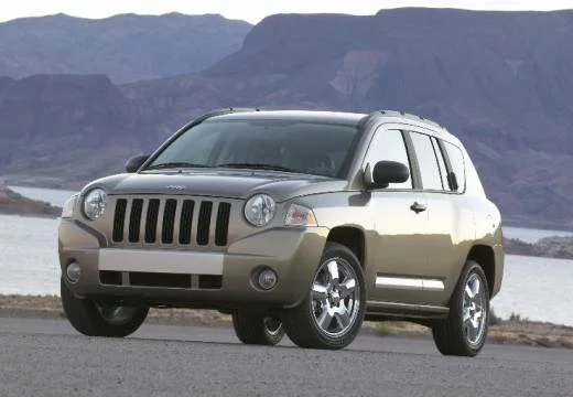 Jeep Compass MK49 (2007–2010) – pojistková skříňka