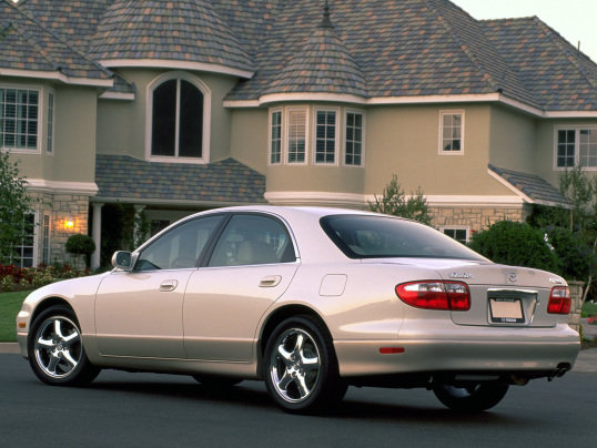Mazda Millenia (1995-2002) – pojistková skříňka