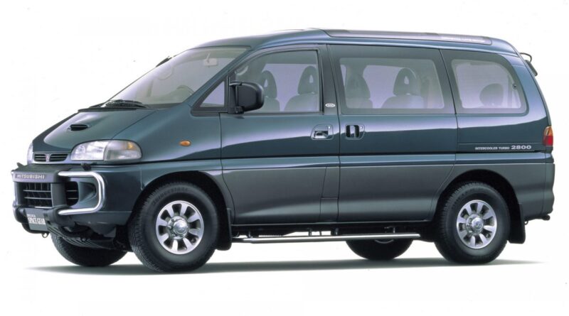 Mitsubishi L400 (1994-2006) – pojistková skříňka
