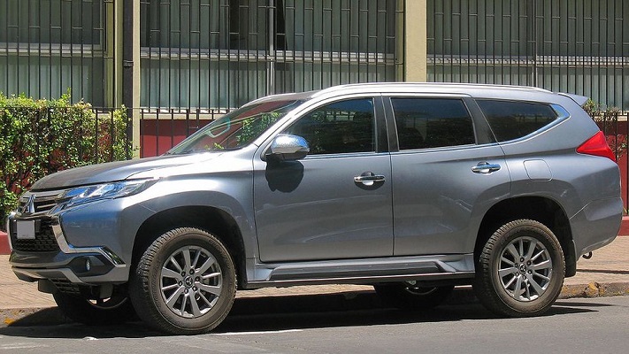 Mitsubishi Pajero Sport 3 (2016-2021) – pojistková skříňka
