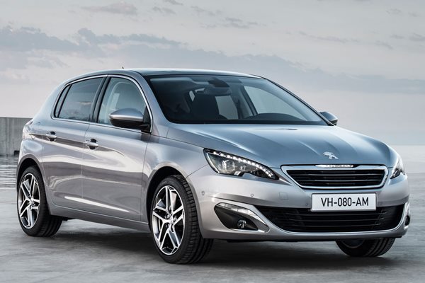 Peugeot 308 T9 (2014-2018) – pojistková skříňka