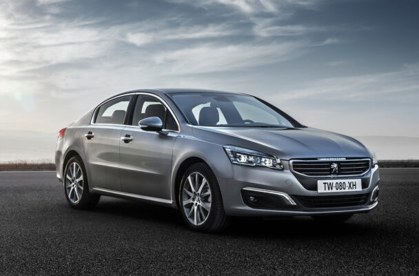 Peugeot 508 (2010-2019) – pojistková skříňka