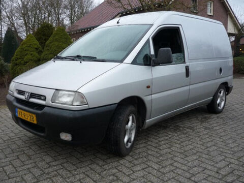 Peugeot Expert (1995-2003) – pojistková skříňka
