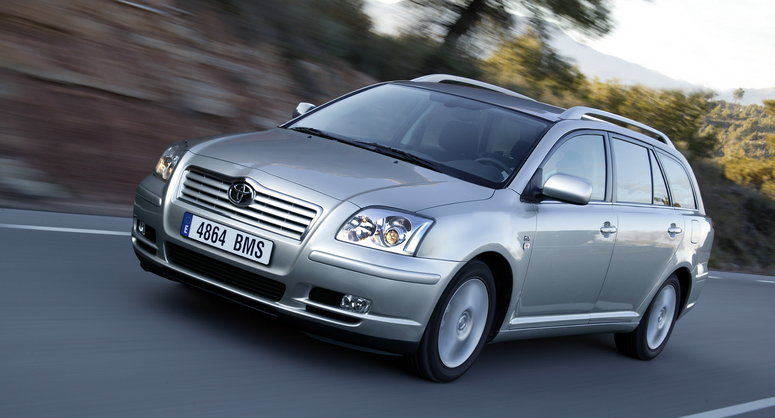 Toyota Avensis II (T25) (2003-2008) – baterie