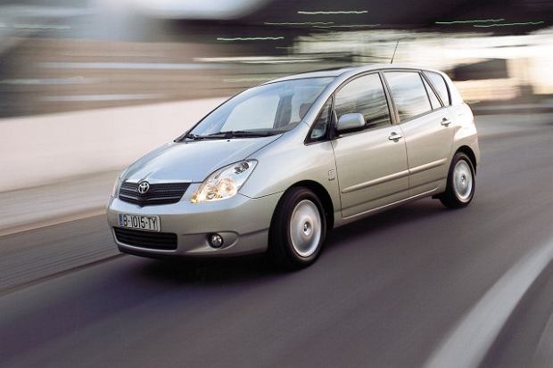 Toyota Corolla Verso I (2001-2004) – baterie