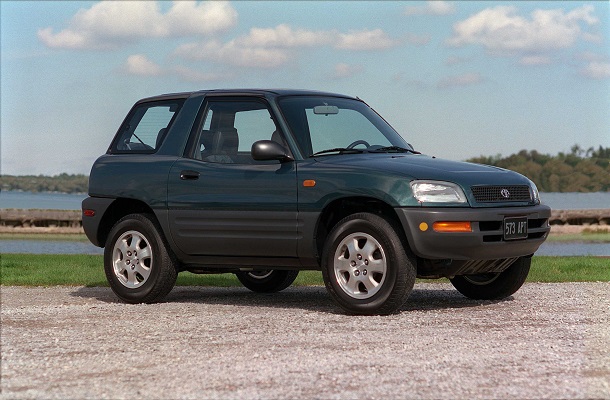 Toyota RAV4 XA10 (1994-2000) – pojistková skříňka