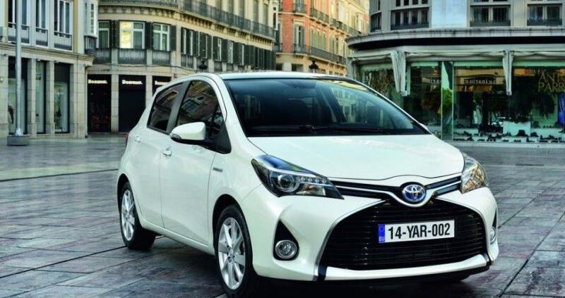 Toyota Yaris Hybrid (2012-2016) – pojistková skříňka