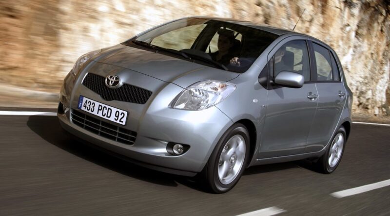 Toyota Yaris XP90 (2005-2013) – pojistková skříňka