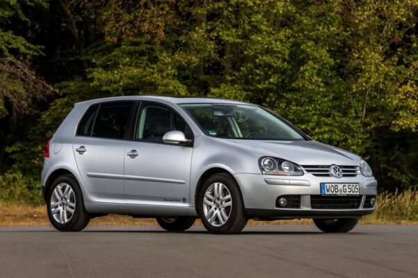 Volkswagen Golf 5 (2003-2008) – baterie