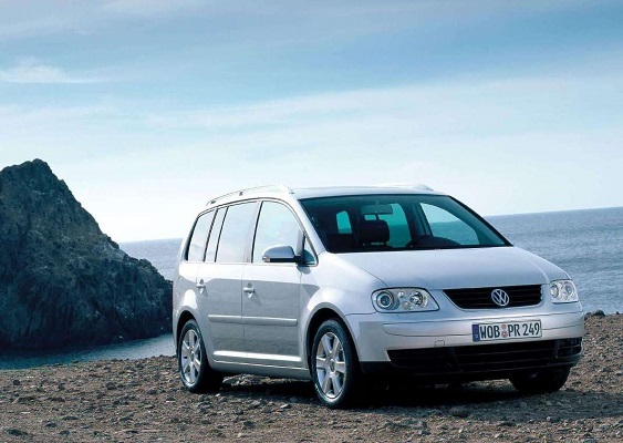 Volkswagen Touran (1T) (2003-2015) – pojistková skříňka